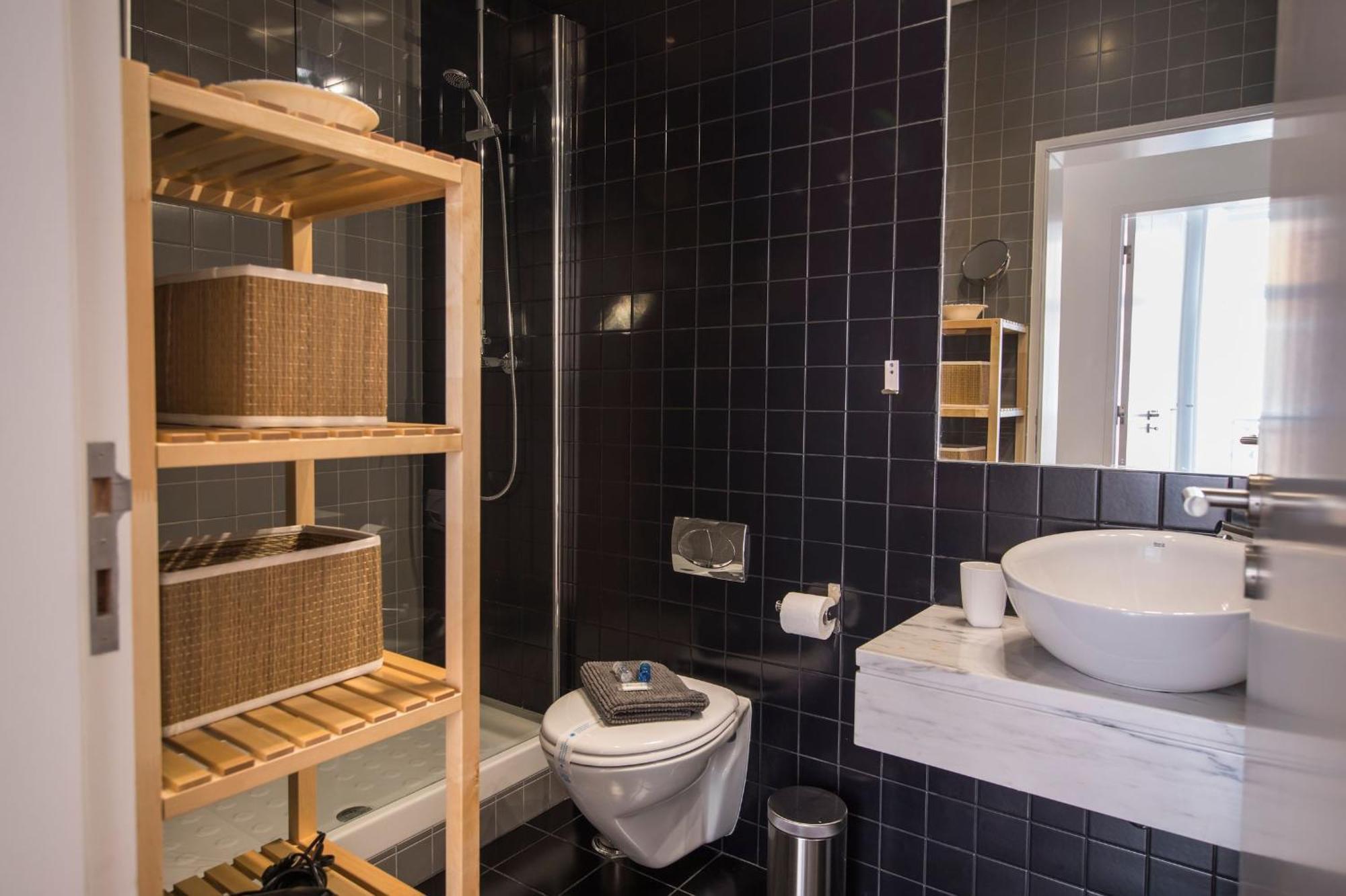 Sunny 3Bdr Apartment In Graca By Lovelystay Lisboa Екстериор снимка
